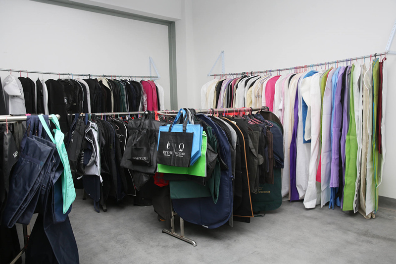 Garment Bag Showroom