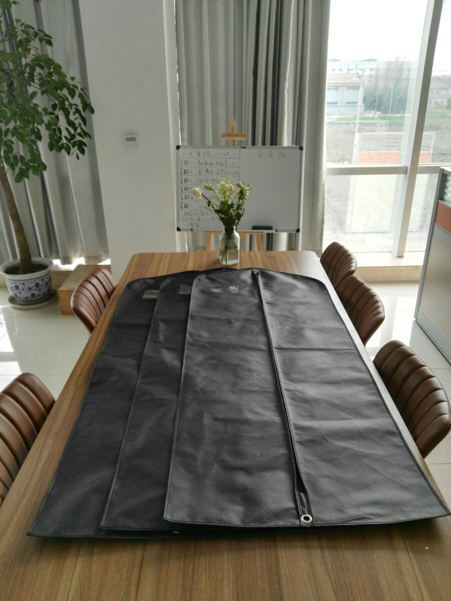 Black 54 Inch Breathable Suit Cover