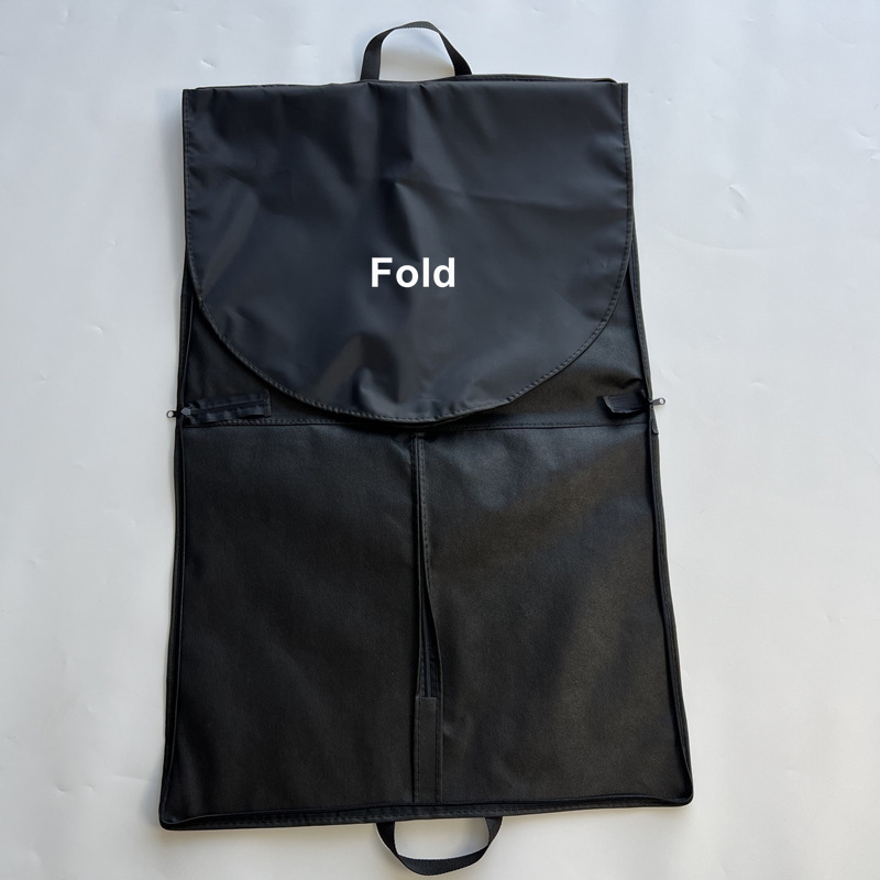 Garment Bag With Pockets